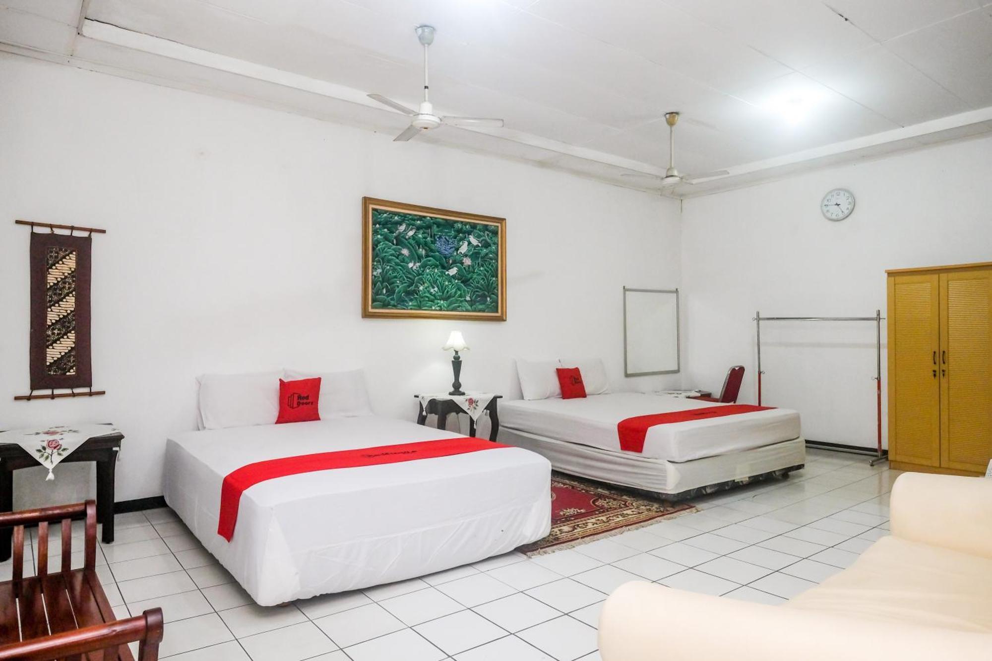Reddoorz Syariah At Griya Raharja Klaten Dış mekan fotoğraf