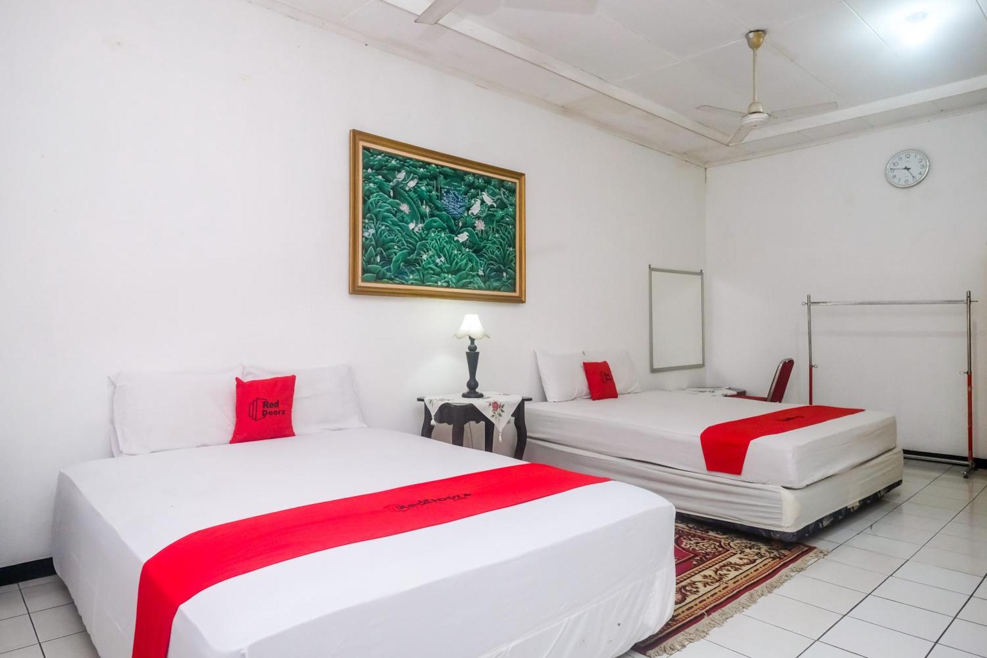 Reddoorz Syariah At Griya Raharja Klaten Dış mekan fotoğraf