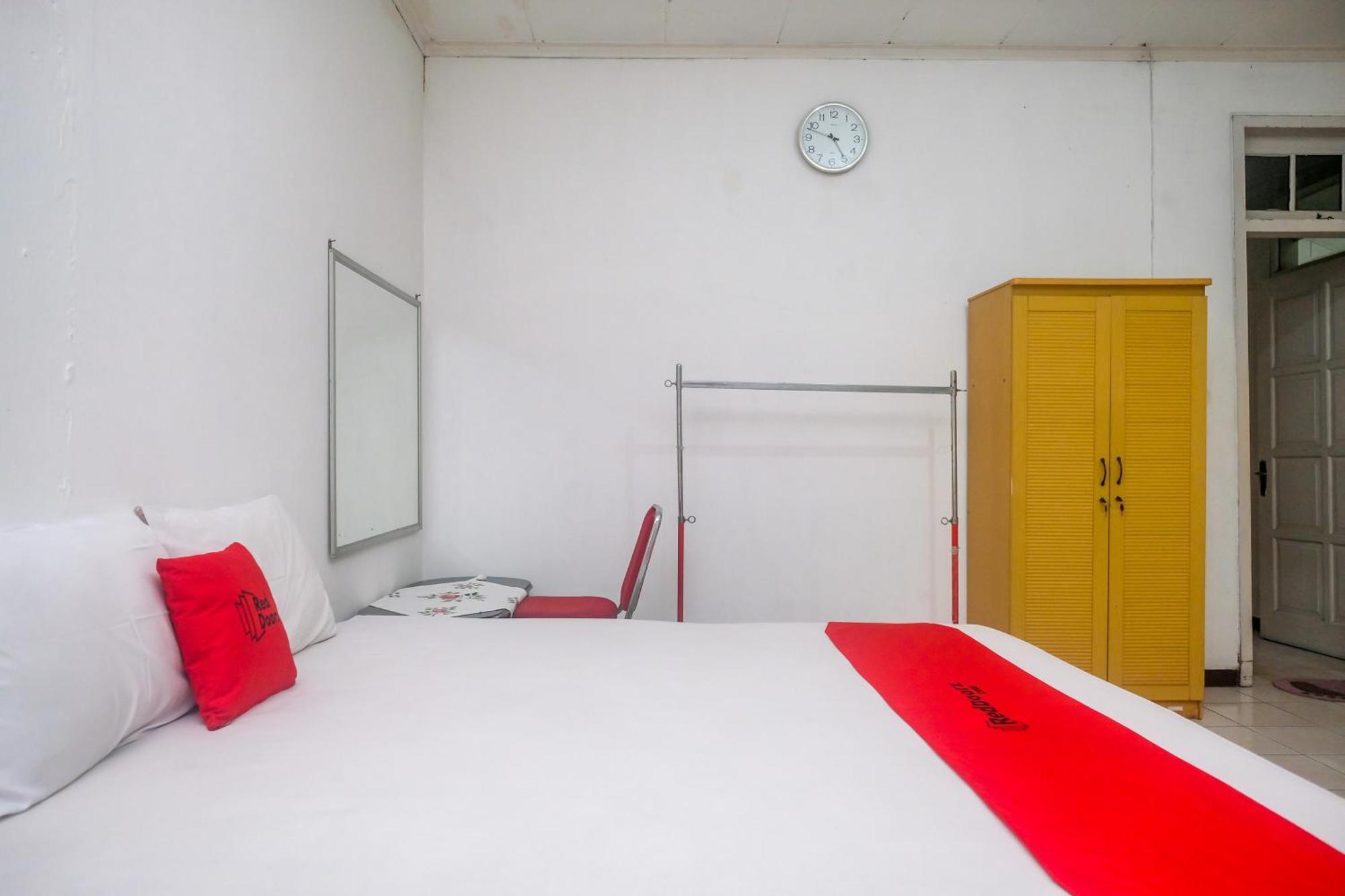 Reddoorz Syariah At Griya Raharja Klaten Dış mekan fotoğraf