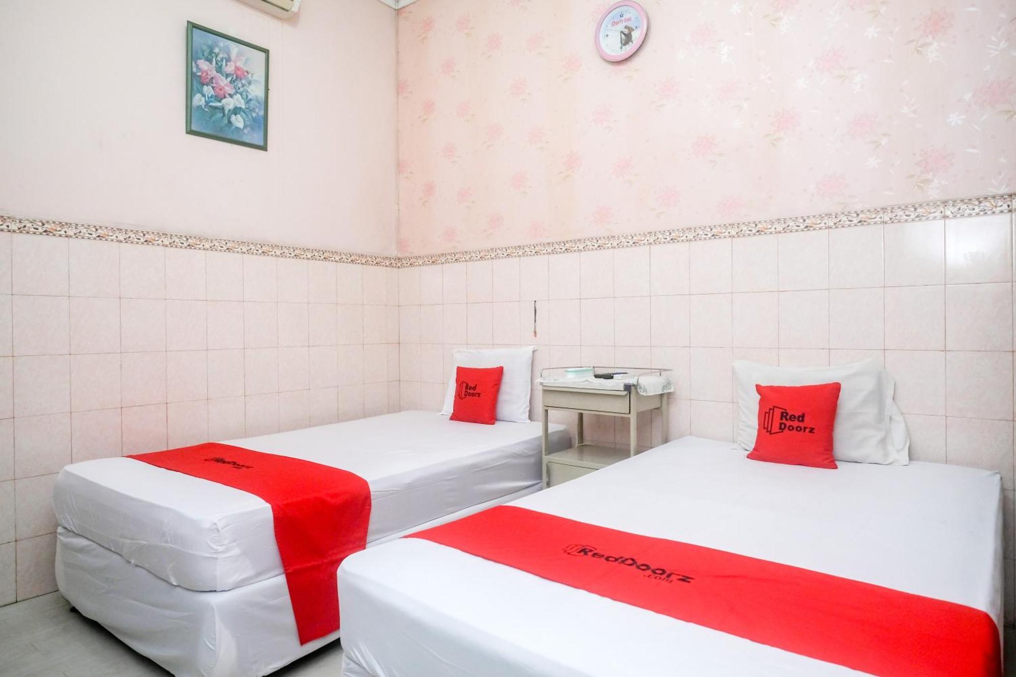Reddoorz Syariah At Griya Raharja Klaten Dış mekan fotoğraf