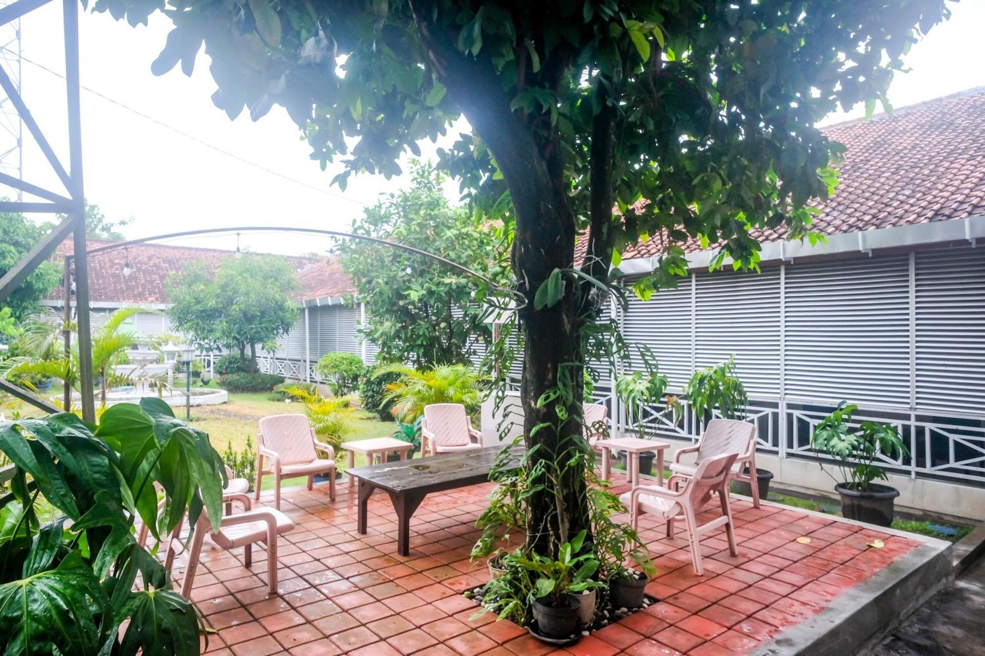 Reddoorz Syariah At Griya Raharja Klaten Dış mekan fotoğraf