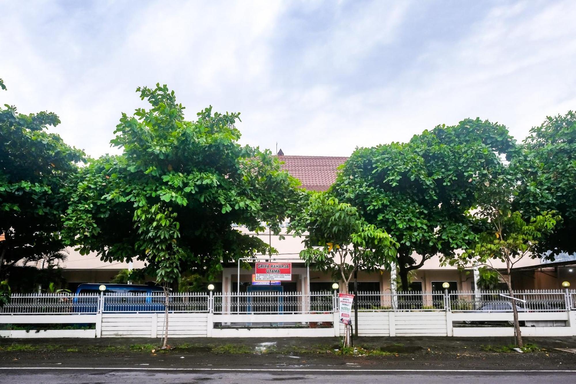 Reddoorz Syariah At Griya Raharja Klaten Dış mekan fotoğraf