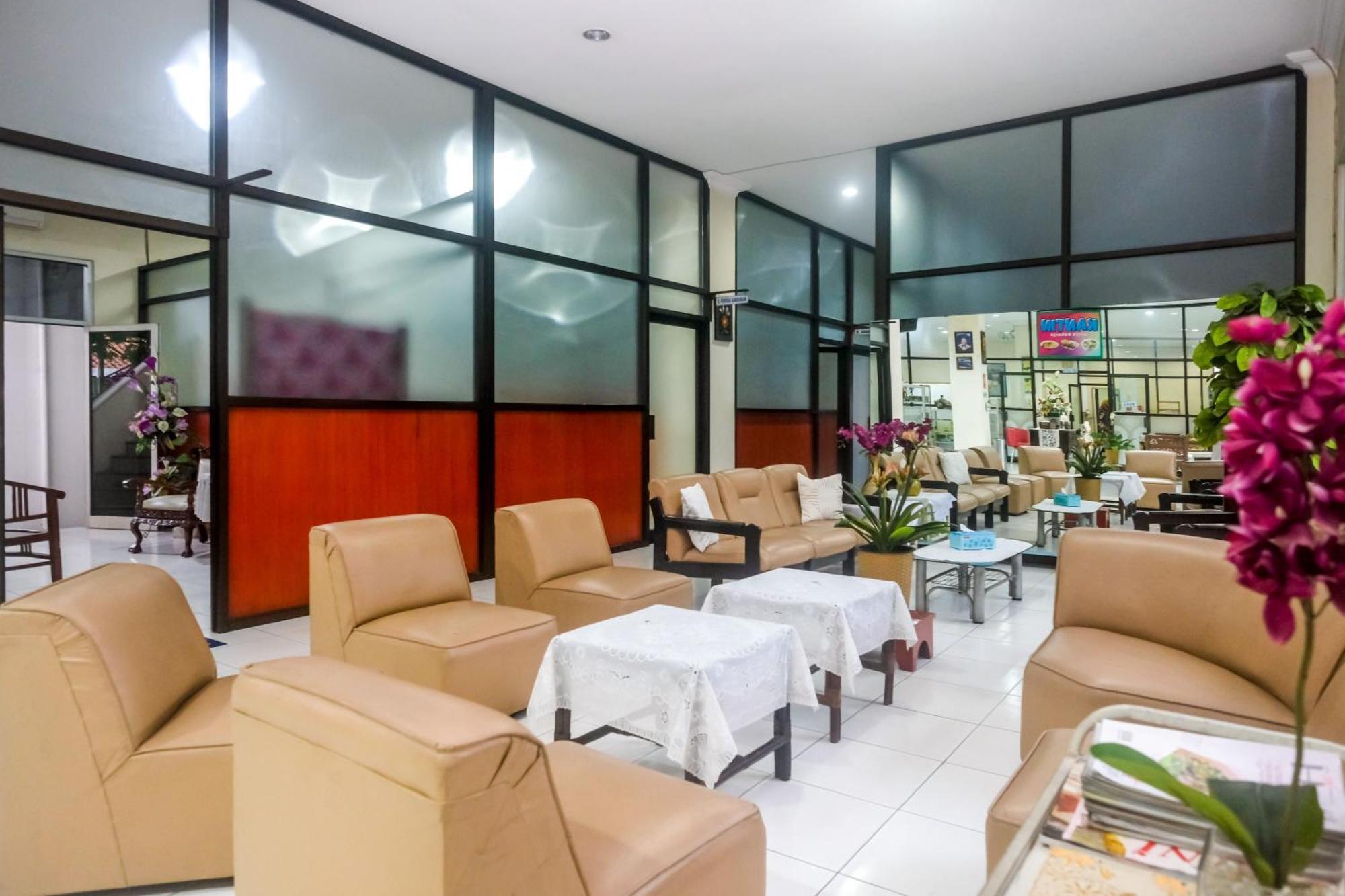 Reddoorz Syariah At Griya Raharja Klaten Dış mekan fotoğraf